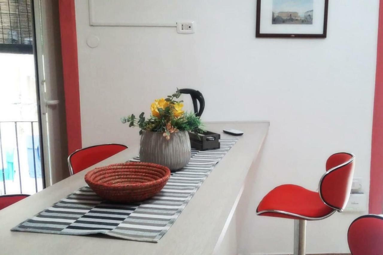 Apartamento Casa Vacanza le Moko' Nápoles Exterior foto